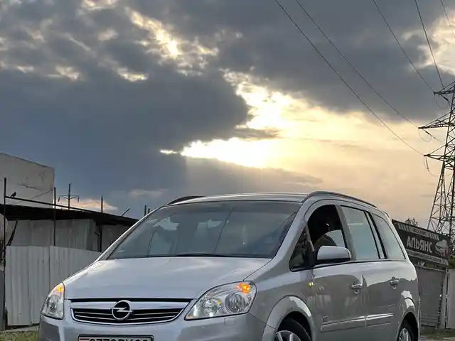 Комплект Спойлеров от Opel Zafira B, Худжанд