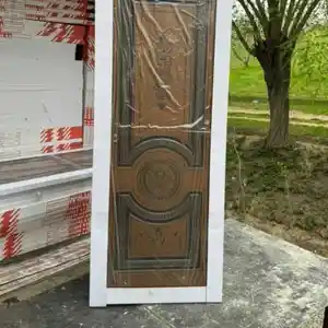 Дверь из шпона, Душанбе