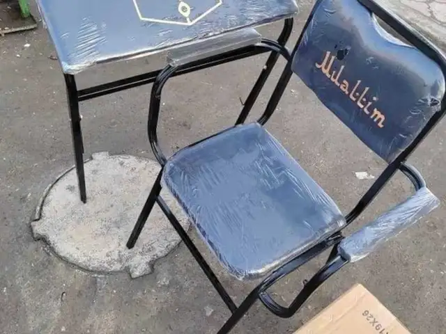 Стул барои намозхони, Душанбе