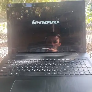 Ноутбук Lenovo, Вахдат