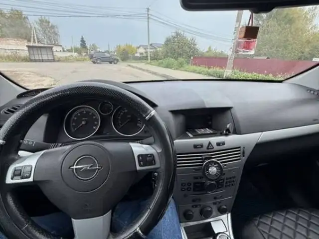 Opel Astra H