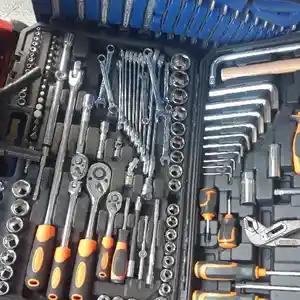 Набор инструментов, Душанбе