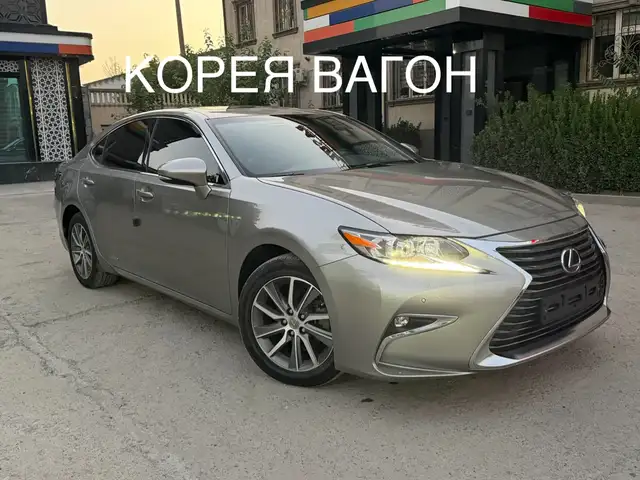 Lexus ES series