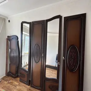 Двери от шкафа, Худжанд
