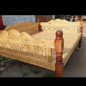 Топчан кат, Душанбе
