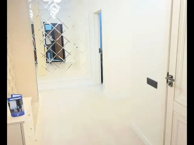 3-комн. квартира, 8 этаж, 76м², Овир, Сомони, Душанбе