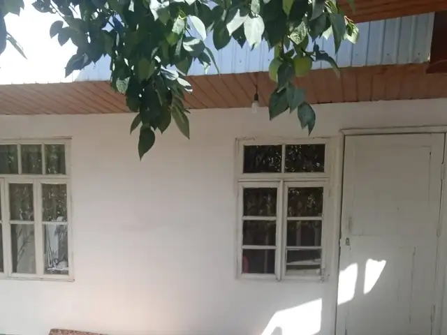 1-этажный, 2 комнатный дом, 50 м², Н фирдавси к. Румтам кармиов.х. 43, Душанбе