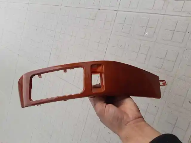 Правый ободок на Lexus, Душанбе