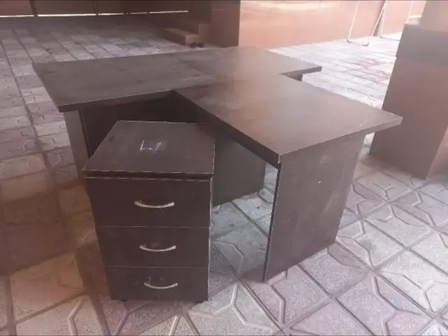 Стол, Худжанд