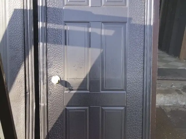 Дверь, Душанбе