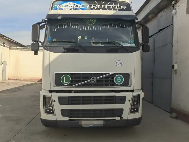 Седельный тягач Volvo FH 13, 2007, Душанбе