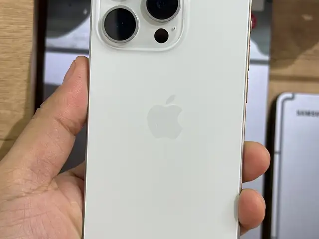 Apple iPhone 15 Pro, 128 gb, White Titanium, Худжанд