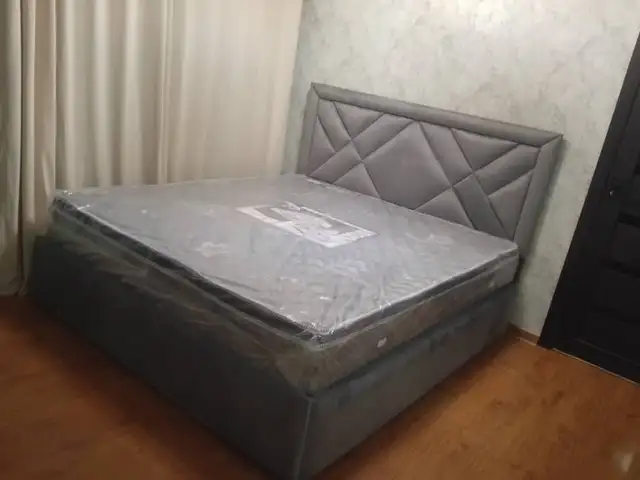 Кровать двуспальная, Душанбе