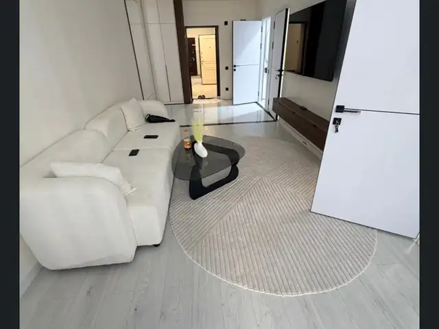 2-комн. квартира, 12 этаж, 64м², Шохмансур, Душанбе