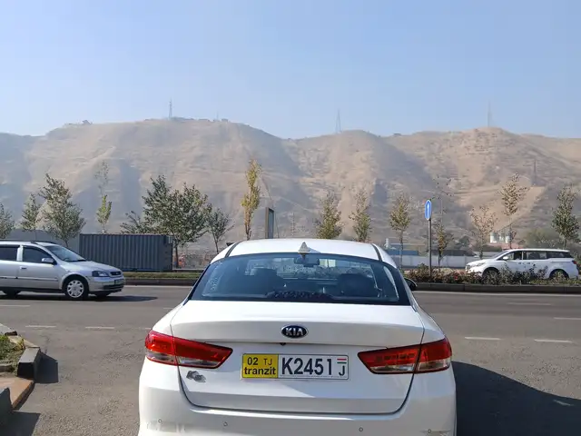 Kia K5