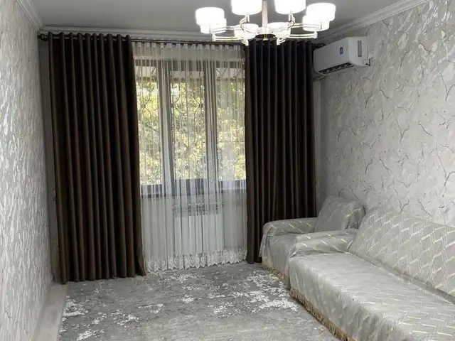 2-комн. квартира, 3 этаж, 53м², 33 мкр Дастрас, Душанбе