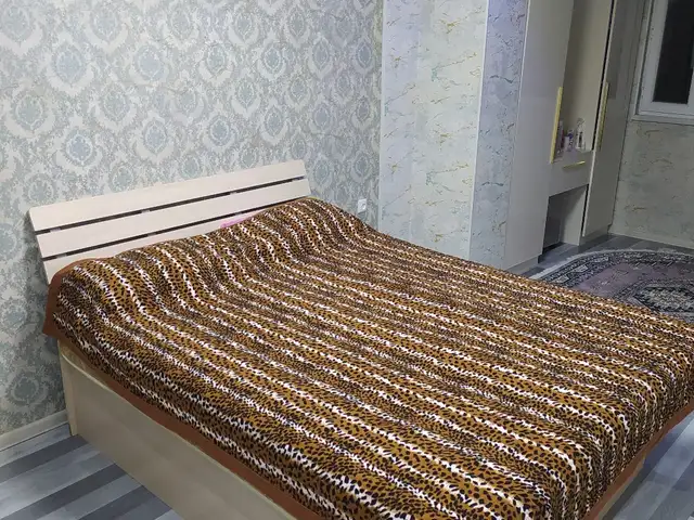 Двуспальная кровать, Душанбе