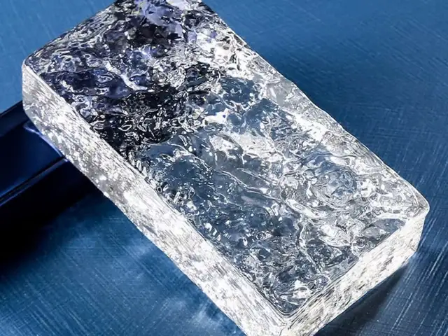 Дизайнерские стеклянные блоки, Душанбе