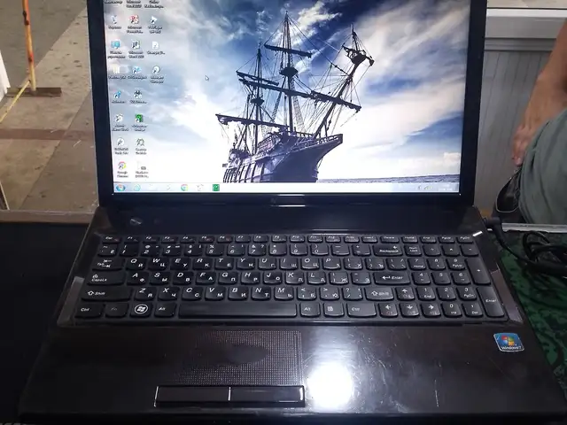 Ноутбук Lenovo G580 core i3/8/500, Душанбе