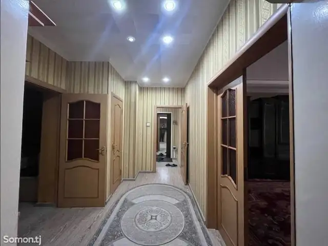 4-комн. квартира, 1 этаж, 110м², шелкокомбинат, Хуҷанд