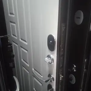 Дверь, Душанбе