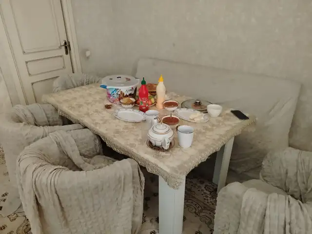 Стол диван и 4 кресло, Душанбе