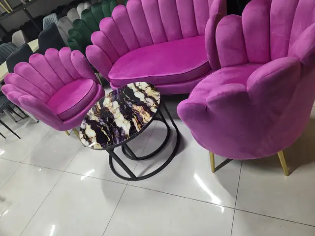Тройка диван, Душанбе