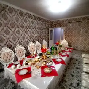 Стол и стулья, Худжанд