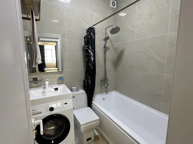 3-комн. квартира, 8 этаж, 110 м², 12 мкр, Худжанд - 12