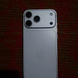 Apple iPhone 17 Pro Max, 128 gb, Silver дубликат, Бохтар (Курган-Тюбе)