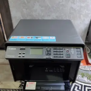 Принтер черный белый Canon, Худжанд