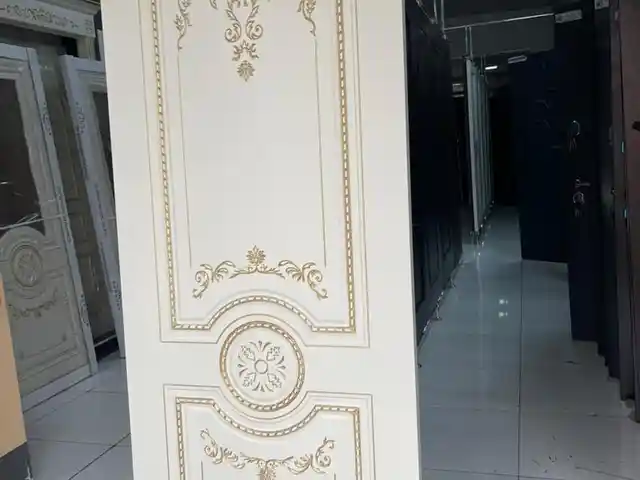 Дверь, Душанбе