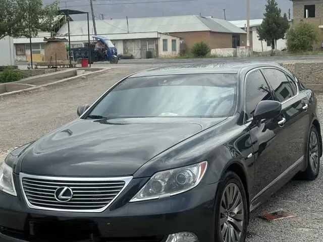 Lexus LS series