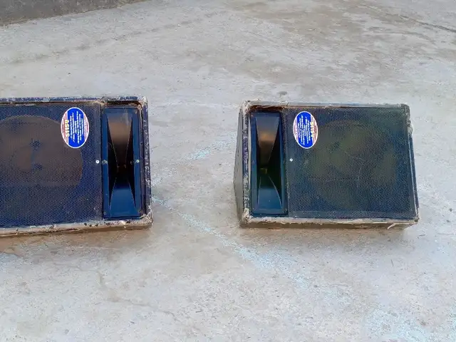 Колонки, Ҳамадонӣ