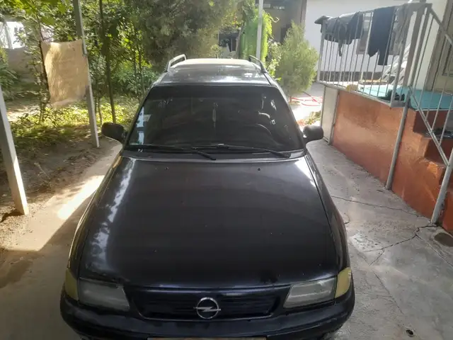 Opel Astra F