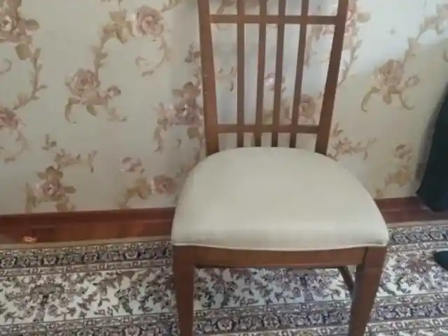 Стул, Душанбе