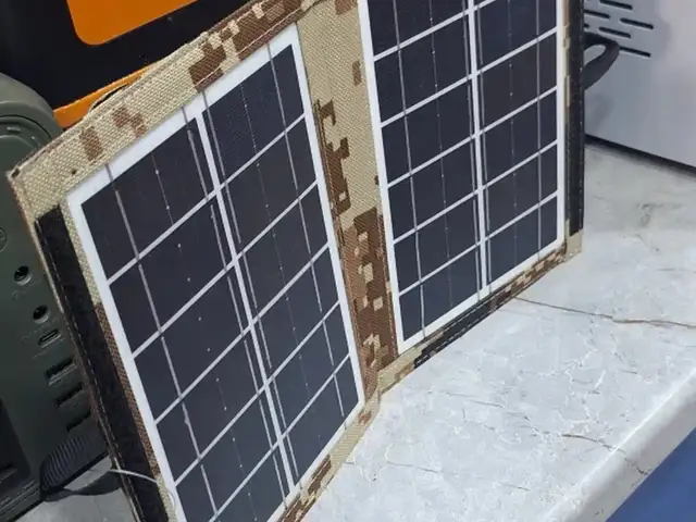 Солнечная панель для зарядки телефона для похода и дачи и отдыха, Душанбе