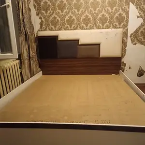 Диван, Душанбе