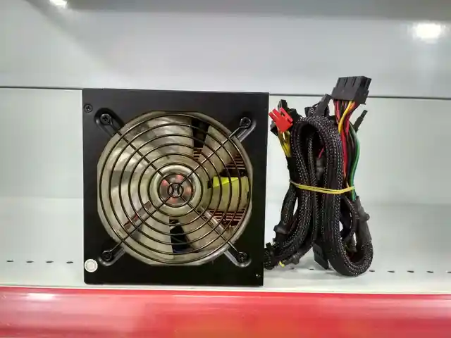 Блок питания Gigabyte 550W, Душанбе