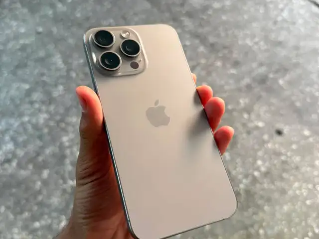 Apple iPhone 15 Pro Max, 512 gb, White Titanium, Кӯлоб