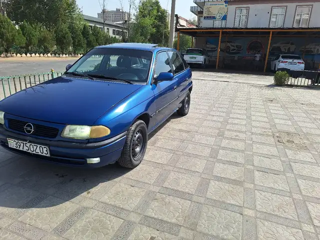 Opel Astra F