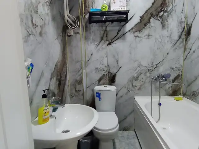 2-комн. квартира, 4 этаж, 70 м², 19 мкр, Худжанд - 5