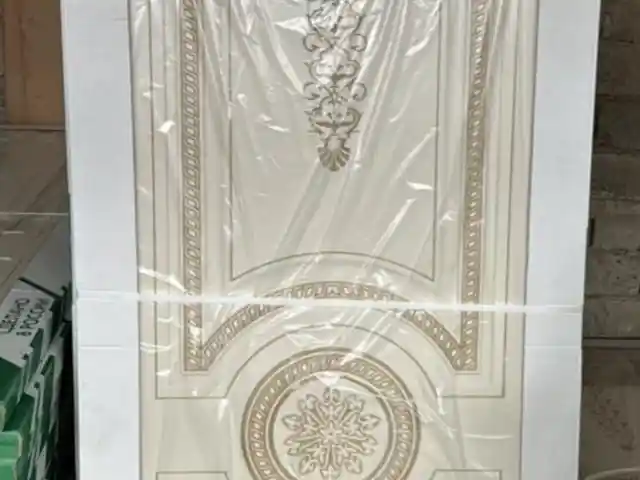 Эмалированная Дверь, Душанбе