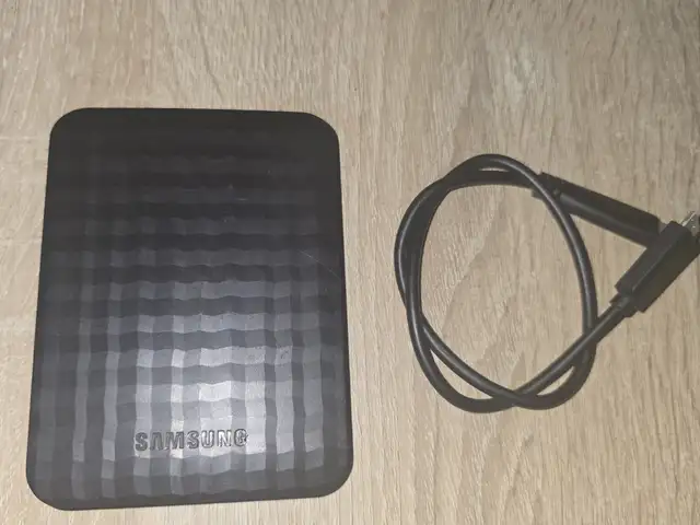 Жеский внешний диск samsung 500 g, Бохтар (Курган-Тюбе)