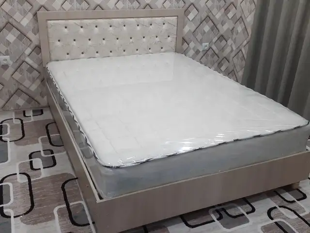 Двуспальная кровать, Хуҷанд
