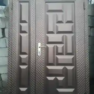 Железная дверь, Душанбе