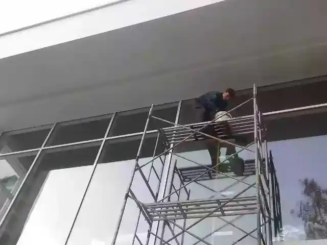 Мытье окон, Душанбе