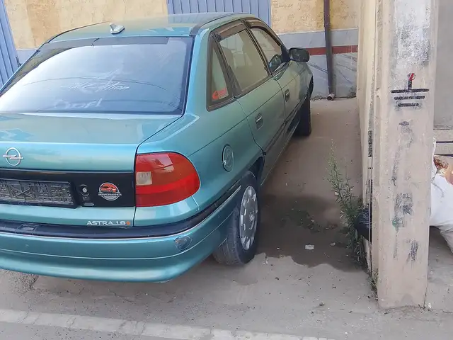 Opel Astra F