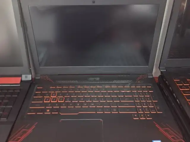 Ноутбук Asus игравой i5-8300H Ram 16G 128ssd+1TB HDD GTX1050 4G, Душанбе