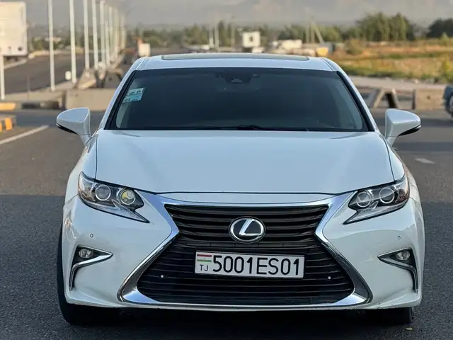 Lexus ES series